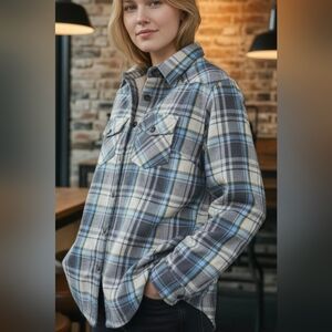 NWT TH Creasa Women's Plaid Flannel Jacket.Size M
